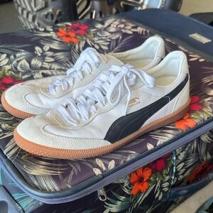 Puma White Leather Sneakers with Black Formstrip and Gum Sole